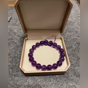 High Grade Uruguay Amethyst/purple crystal Bracelet, 10-11 mm. BOX not included